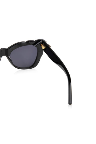 Marilyn with Solid Grey Lens