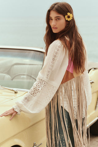 love-in-the-afternoon-lace-blouse